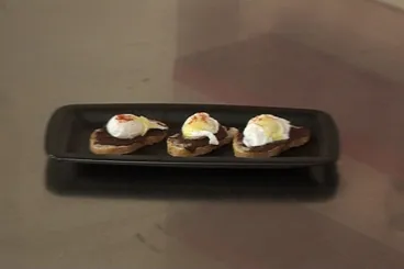 Image recette Oeuf de caille mollet à la tapenade