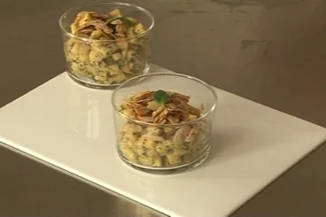 Tartare de pêches au pesto de menthe
