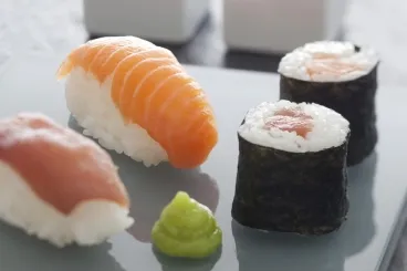 Image recette Sushis et makis de thon et saumon